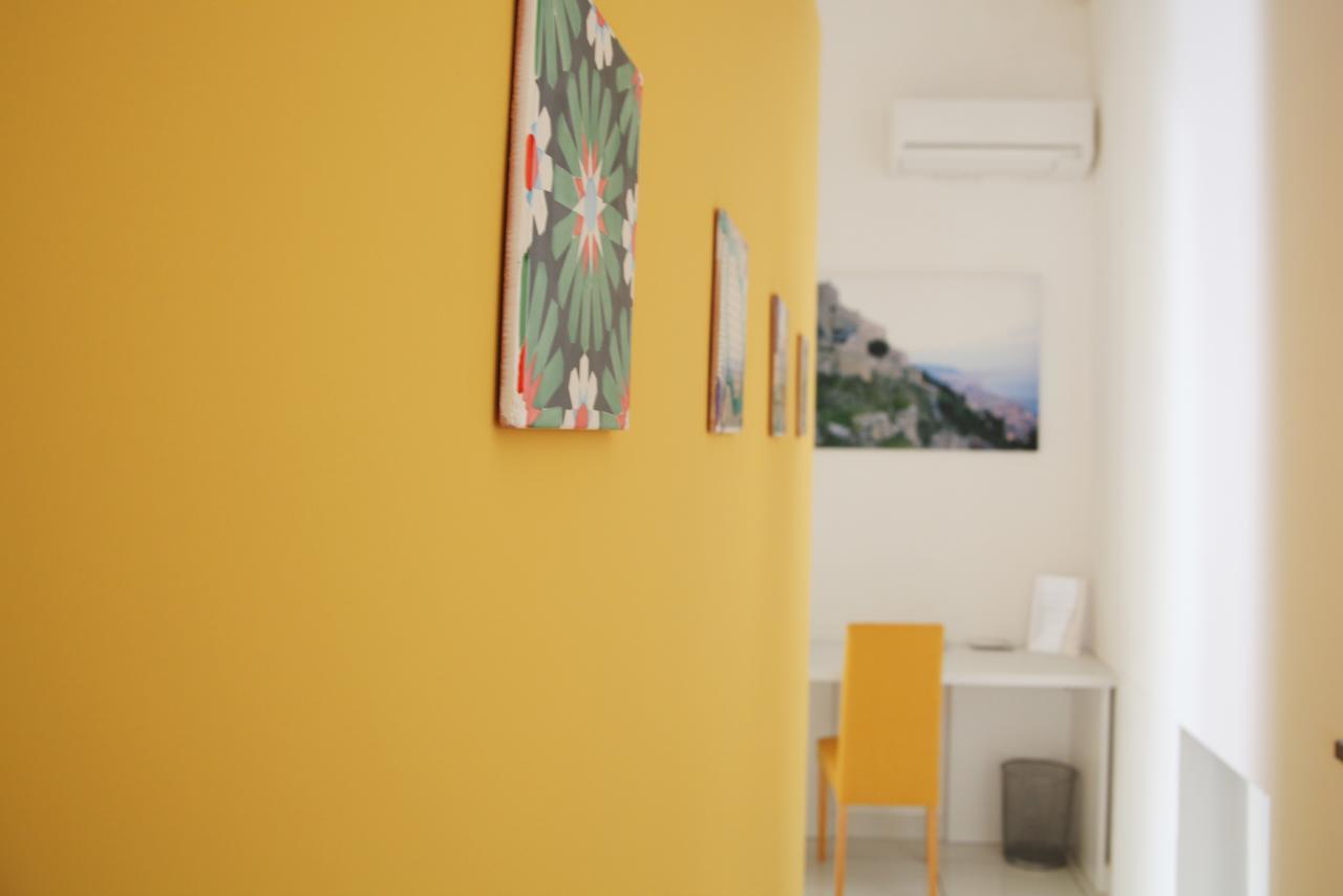 Appartamento Le Mulieres Salerno Esterno foto
